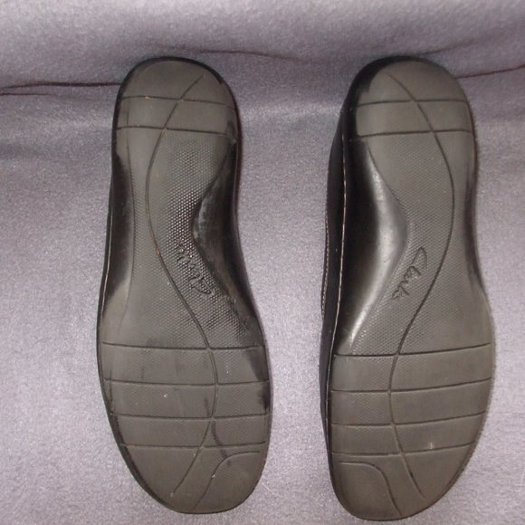 CLARKS BENDABLES REPTILE-STAMPED LOAFERS - Picture 3 of 7